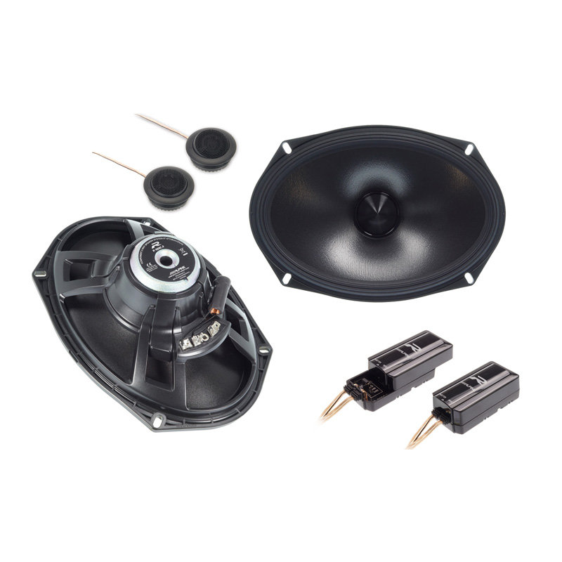 Alpine iLX-W650-Bundle at Onlinecarstereo.com